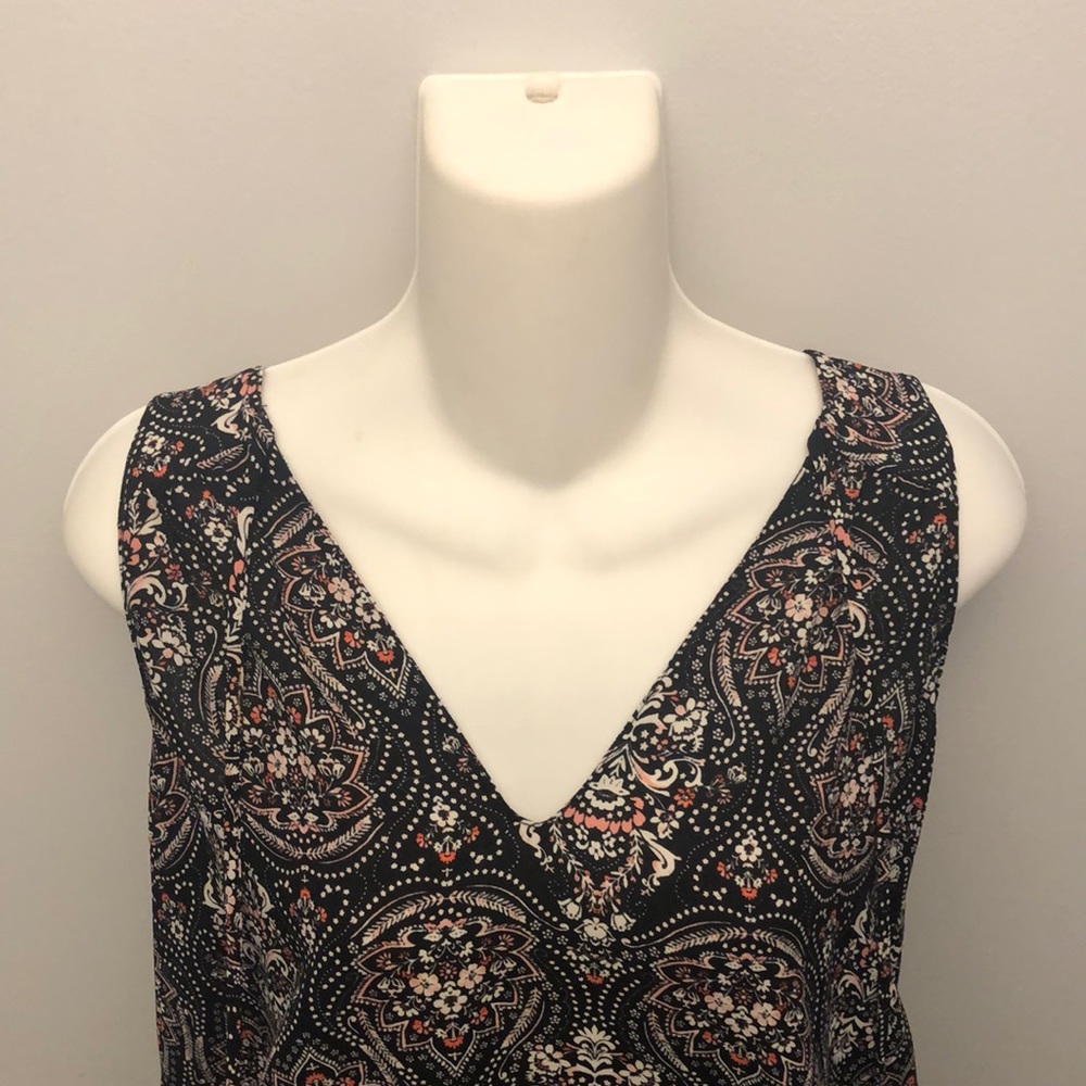 Woman’s Patterned Tank Top